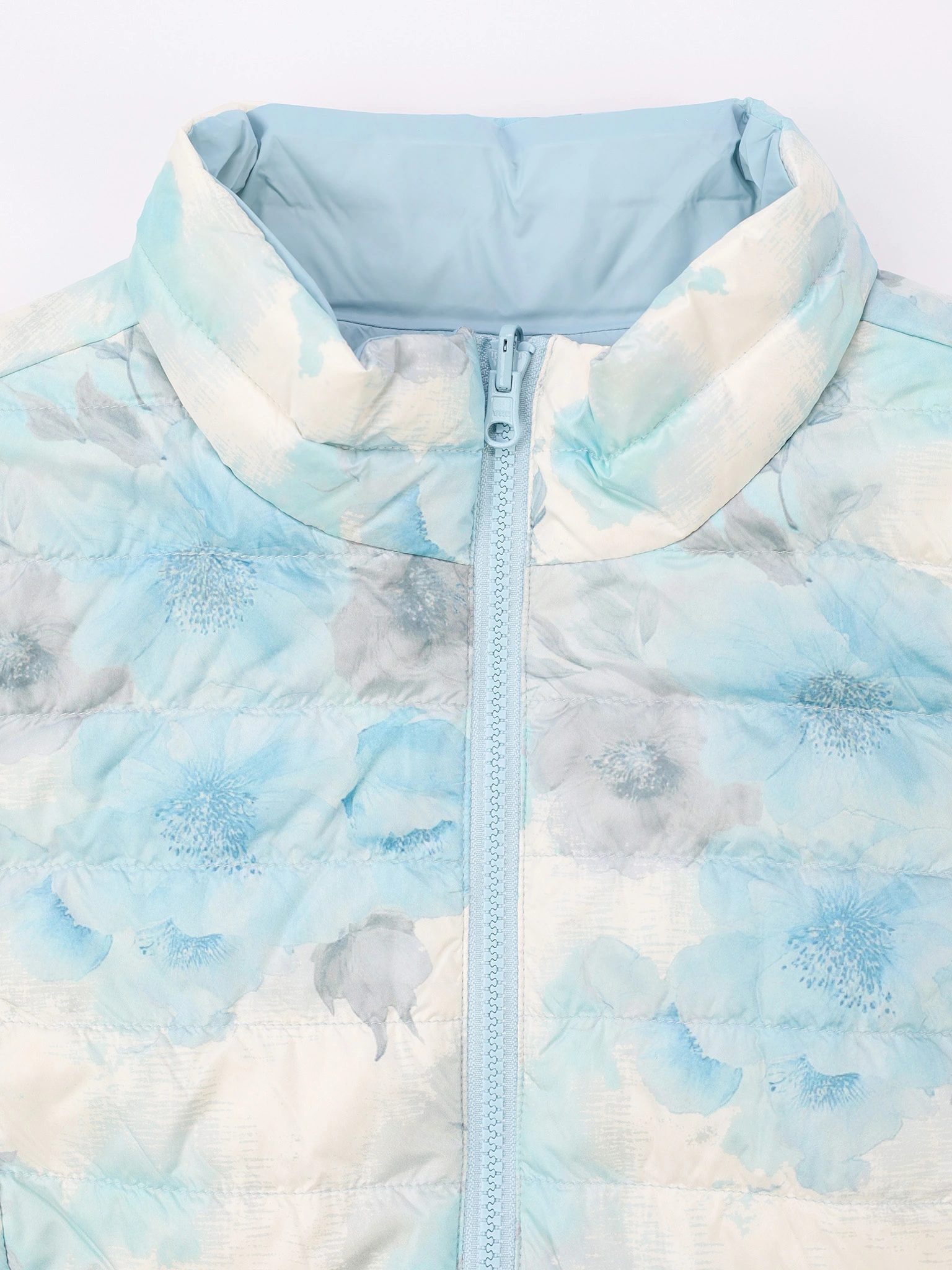 Куртка двухсторонняя голубого цвета с цветочным принтом